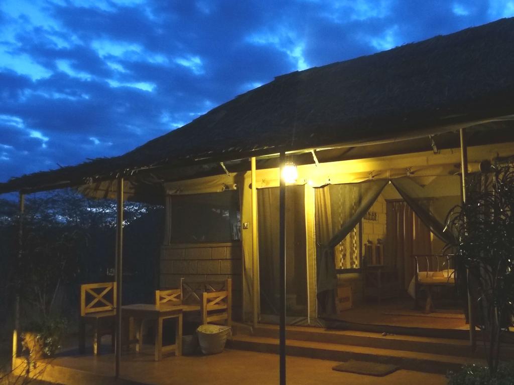 Отель Ikweta Safari Camp Maua Экстерьер фото